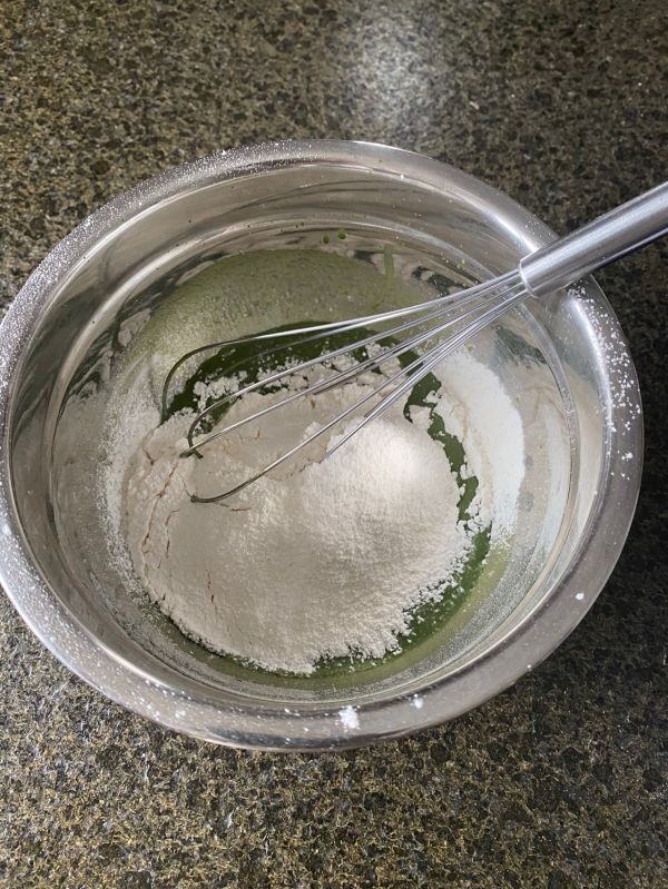 草莓奶酪年轮蛋糕