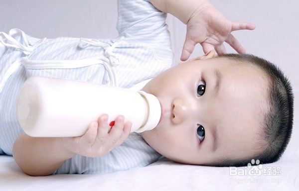 3岁以下宝宝　为什么不能喝儿童奶