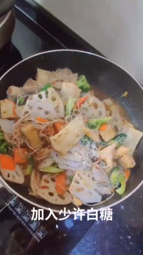 如何制作家庭版麻辣香锅