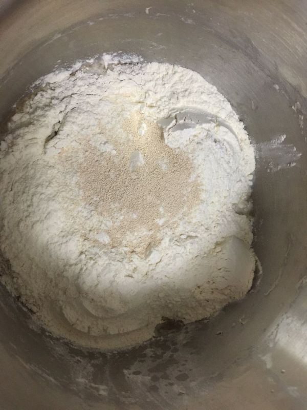 红酒葡萄种黑裸麦面包