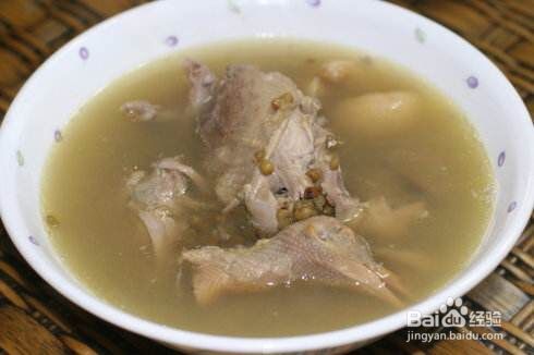 怎么做鸽子绿豆汤?
