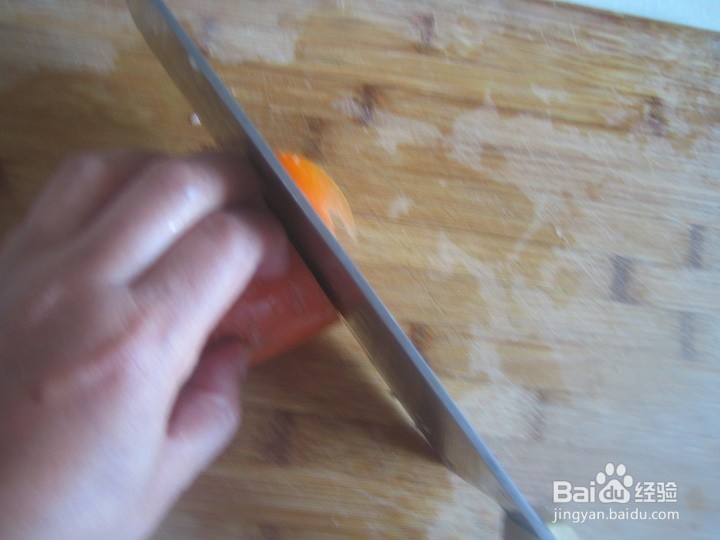 怎样将胡罗头切成均匀的丝