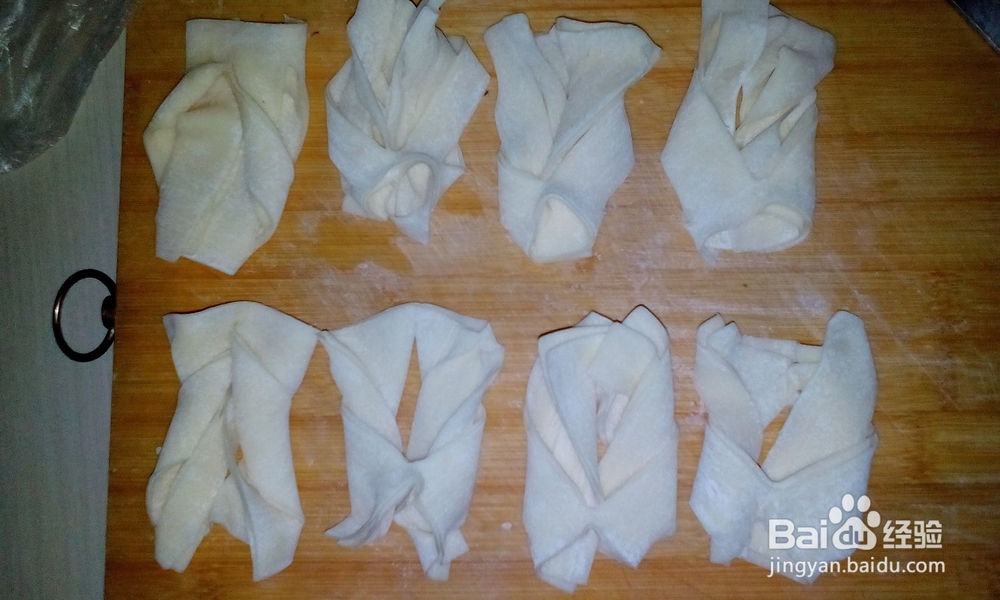 馄饨皮排叉的制作方法