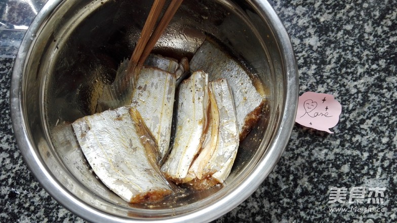 黑胡椒空炸带鱼