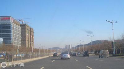 科目三练车时为什么会“跑偏”？应如何克服？