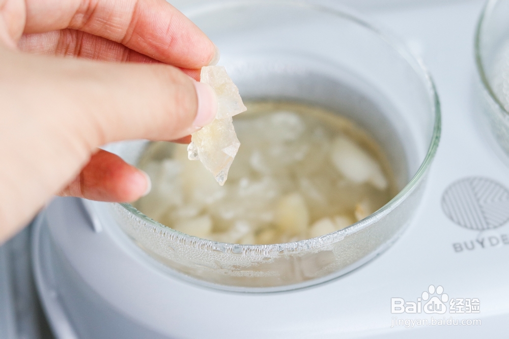 简单无压力做莲子百合银耳羹