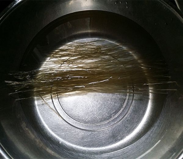 牛肉胡萝卜粉丝汤