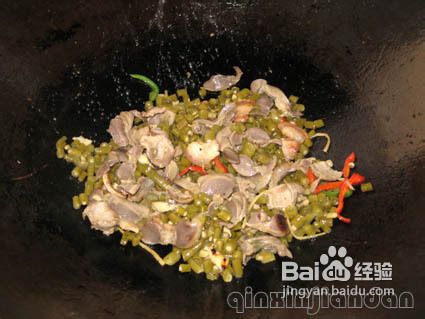 酸豆角炒肾片