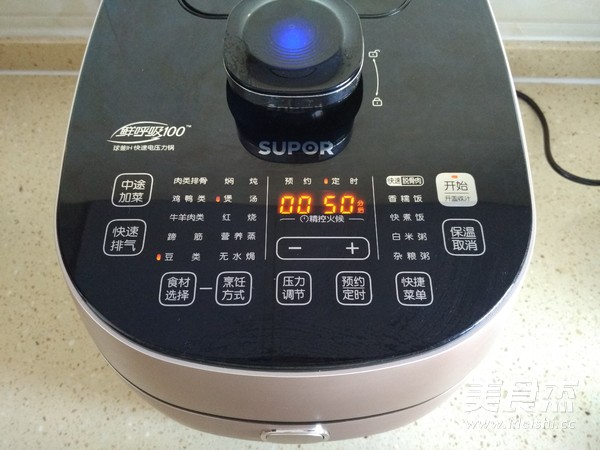 紫薯银耳羹的做法