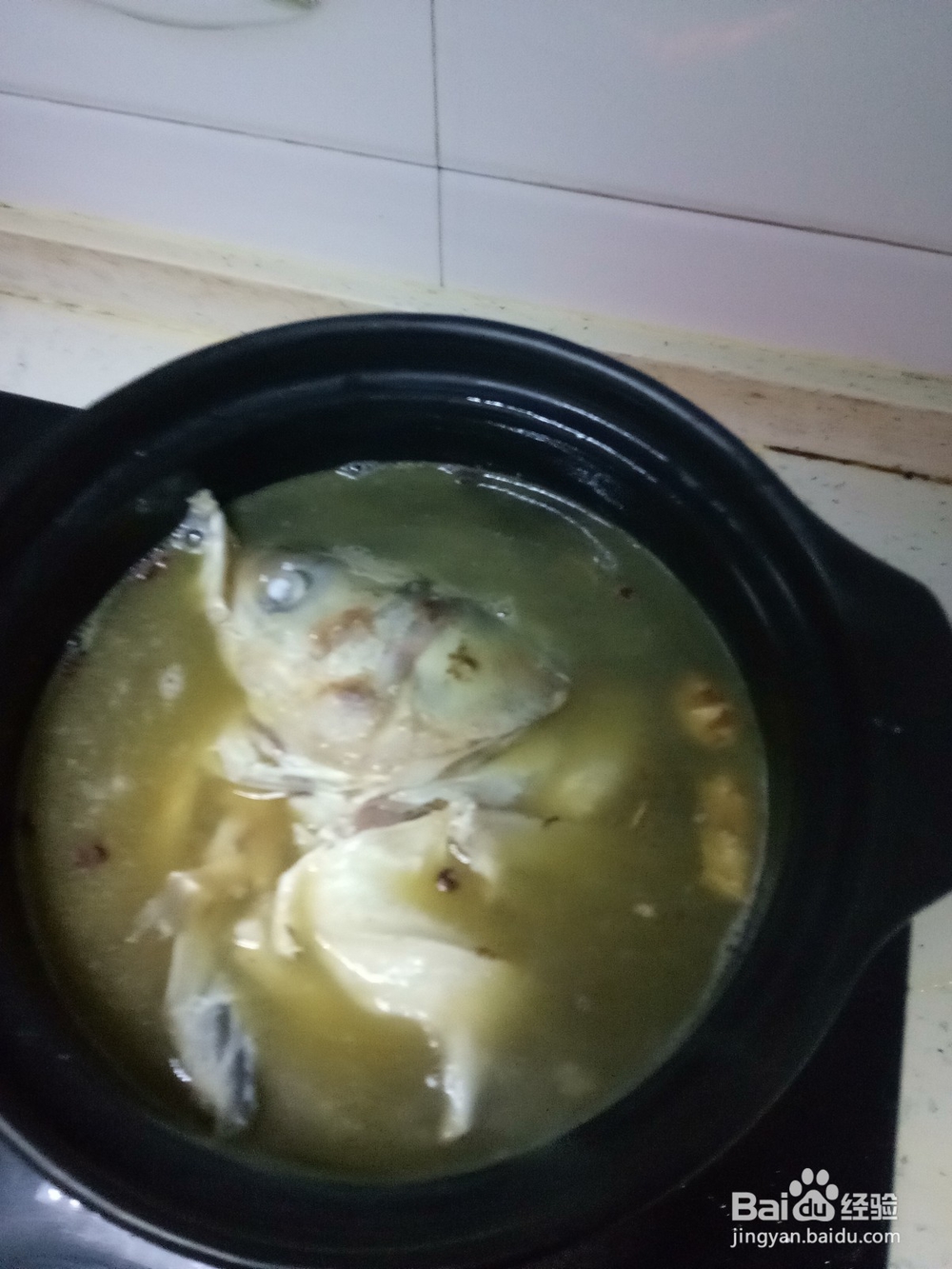 砂锅鱼头豆腐汤
