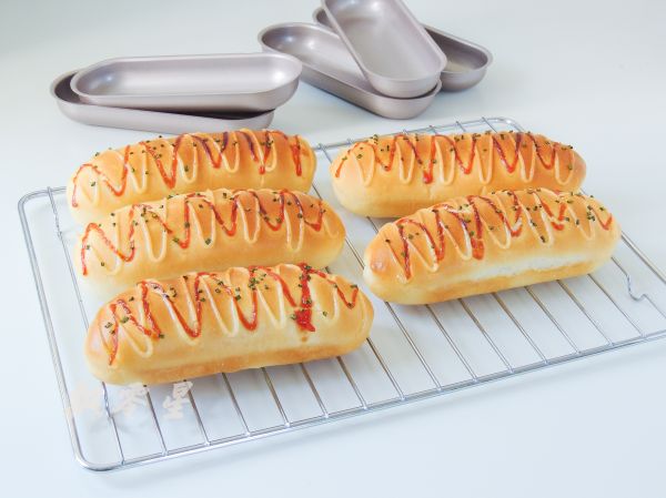 肉松火腿肠软面包