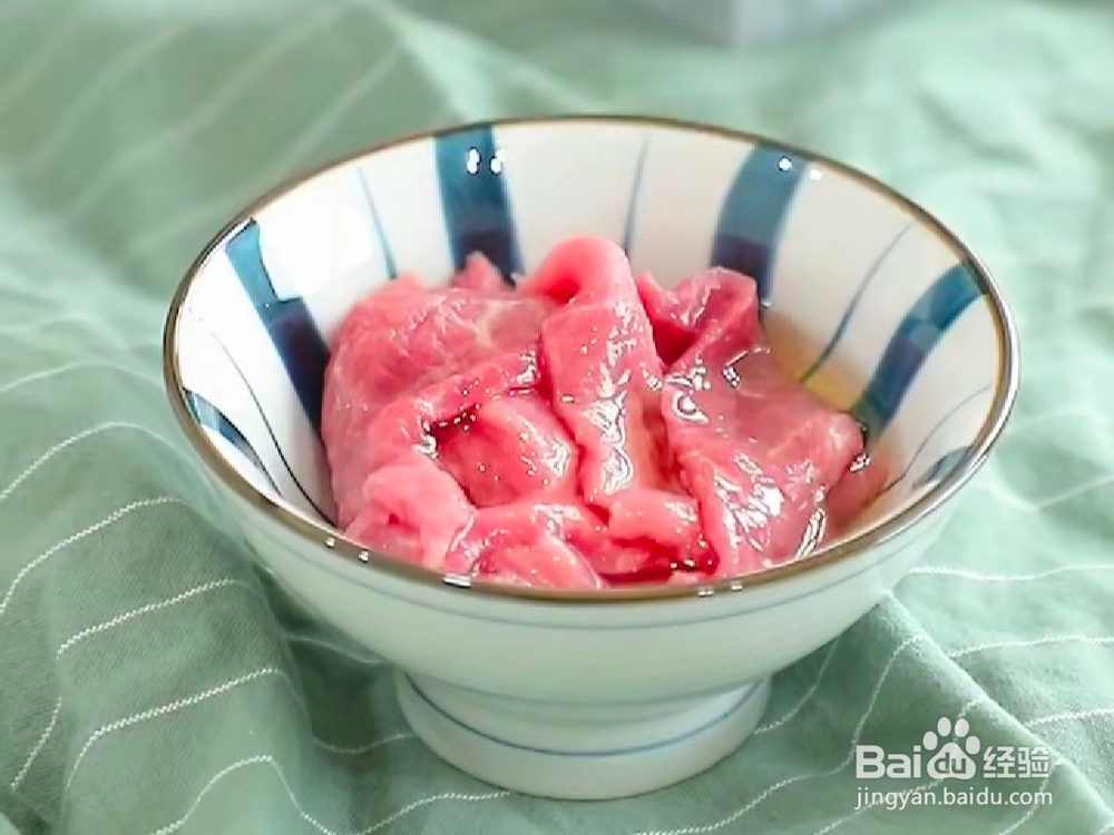 滑蛋牛肉捞面的教程