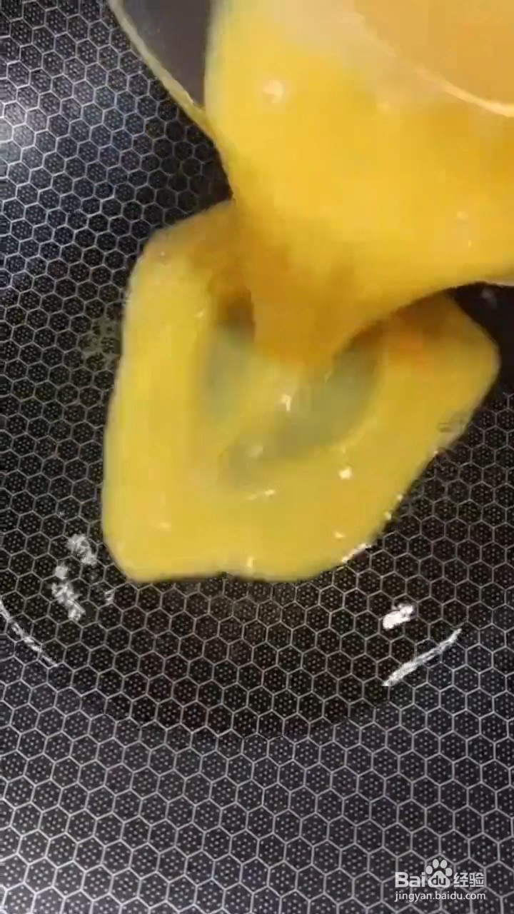 如何制作简单版的西红柿鸡蛋面