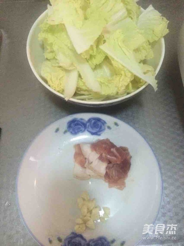猪肉炒娃娃菜