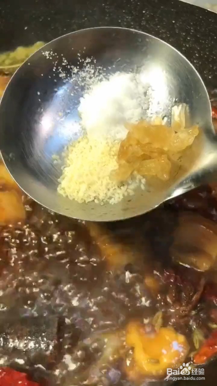 如何制作红烧肉焖蛋