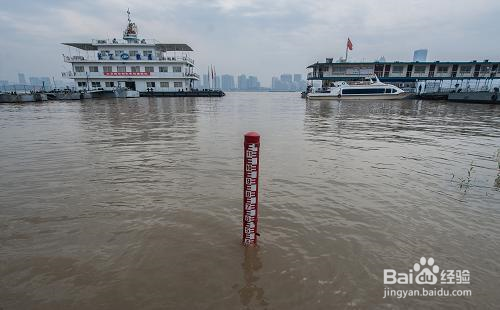 暴雨过后怎样钓鱼