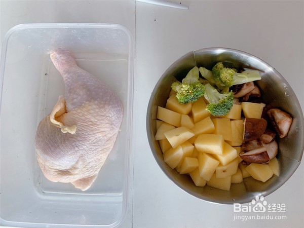 鲜蔬烤鸡腿的做法