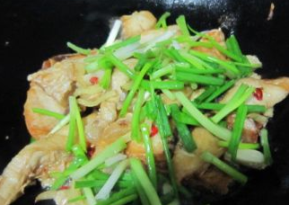 开胃美食半煎煮草鱼