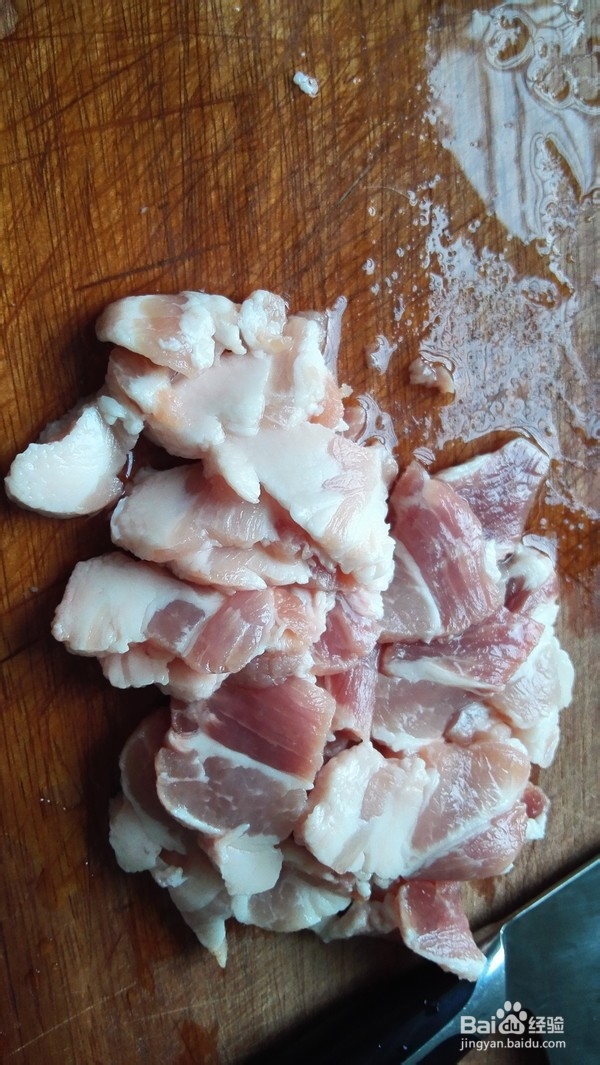 怎么做出美味的五花肉烧腐竹