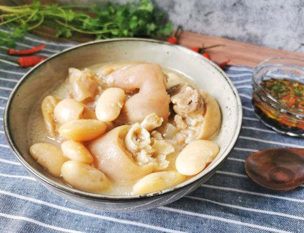 肉香汤浓老妈蹄花