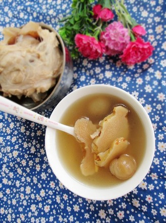 08:53妈妈说她在电视上看到介绍说黄精的营养价值非常高,用来煲汤喝不