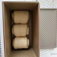 如何制作全麦土司