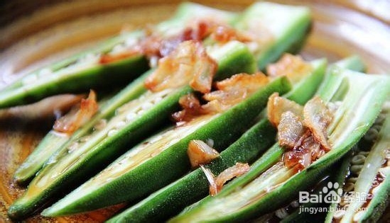 秋葵最保持营养的吃法---蒸秋葵配红葱酥