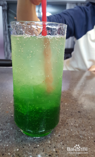 教你在家也能做到咖啡馆水准的青葡萄青柠汽水