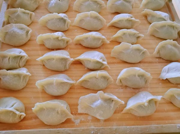酱香鲜肉香菜水饺