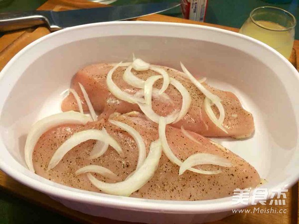 鲜煎鸡胸肉的做法