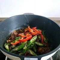 家常小炒肉的做法