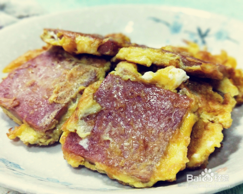 营养美味的鸡蛋香煎午餐肉