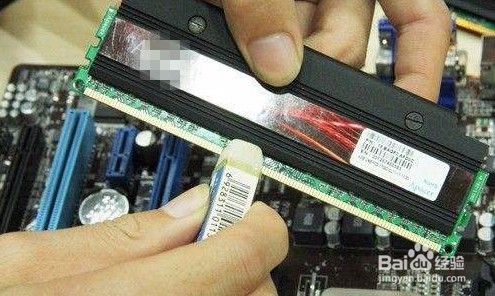 电脑开机显示器没反应解决办法