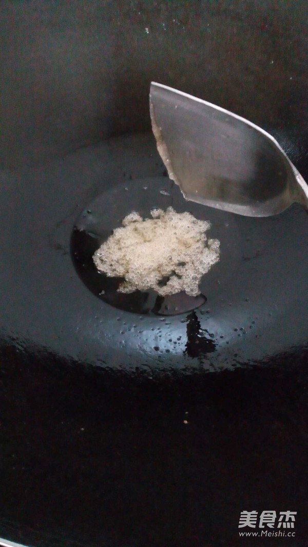 土豆烧排骨的做法