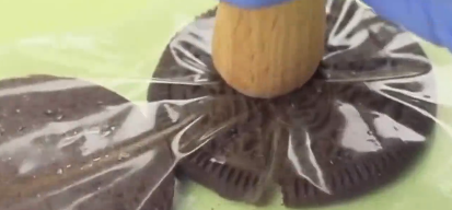 如何让芭比喜欢上洗澡和给芭比做好吃的小零食