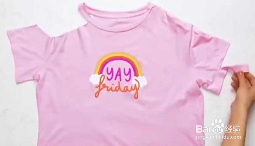 如何把T恤改造好看
