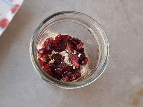 蔓越莓隔夜燕麦