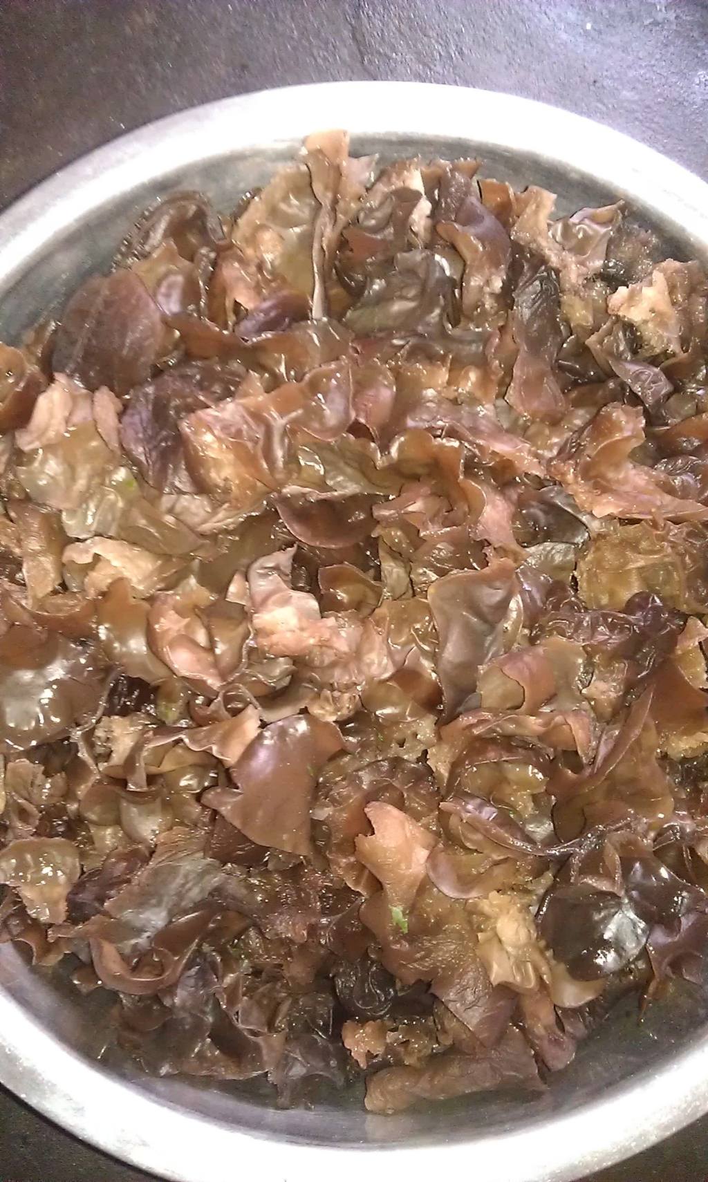 教你做蒜薹洋葱木耳炒肉，味道美极了