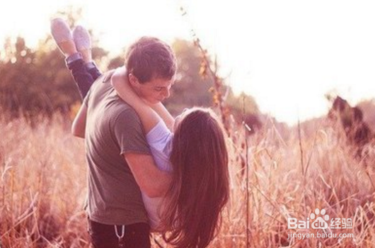 应该用怎样的心态对待爱情?