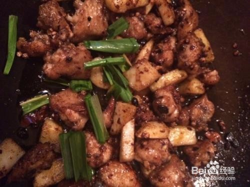 辣子鸡怎么放土豆