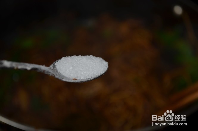 豌豆荚焖面的制作方法