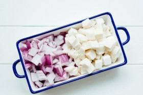 如何做黑椒杏鲍菇牛肉粒？