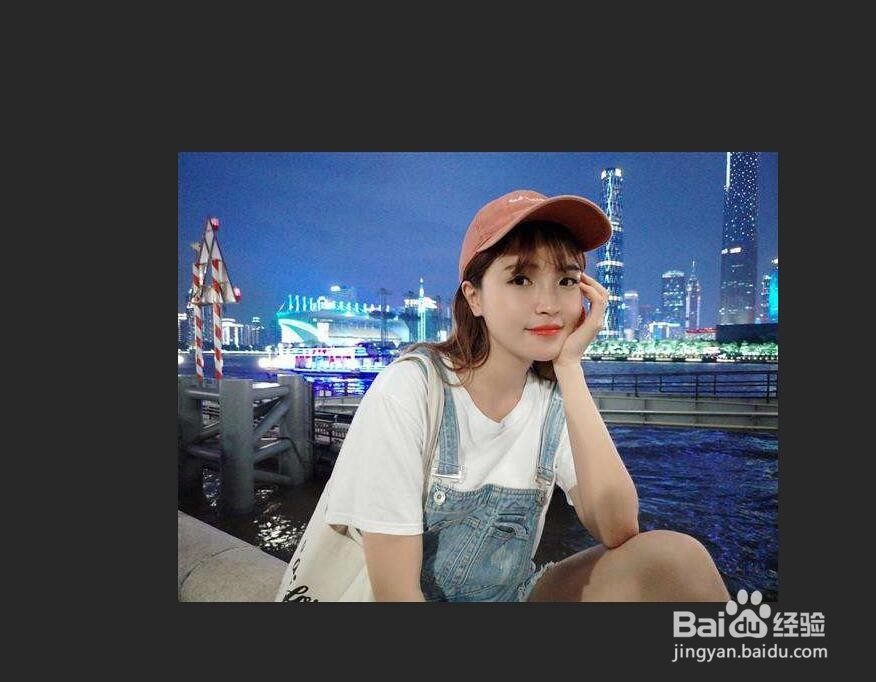使用PS给人物制作线条外放效果照片