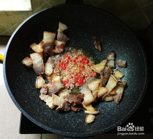干豆角炒腊肉的具体做法
