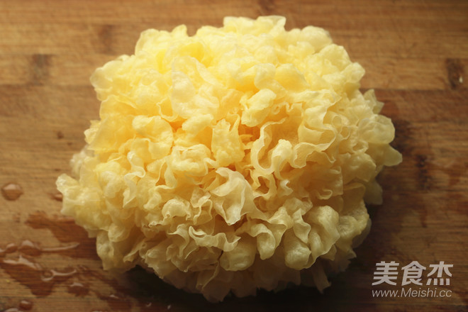 南瓜银耳羹的做法