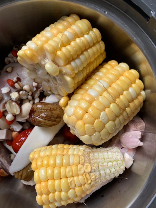 茯苓薏米莲子汤