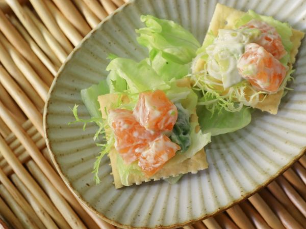 挪威三文鱼牛油果苏打塔塔