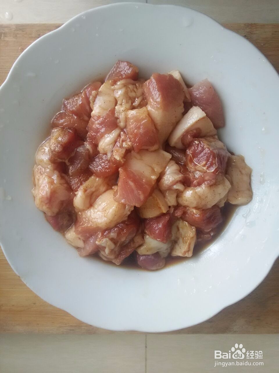 五花肉炖油豆腐