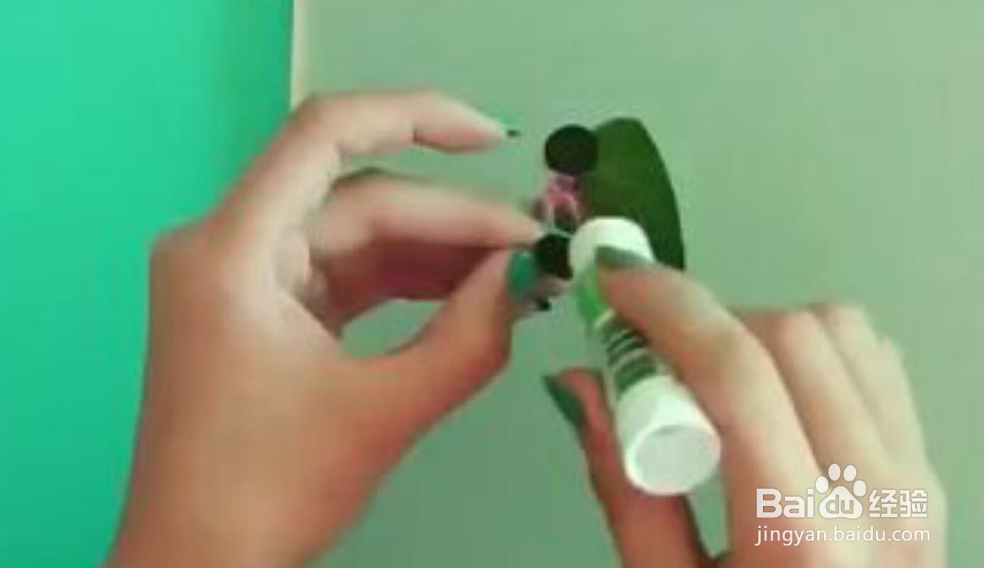 用枫叶做手工贴画