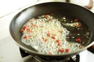 教你怎么做芦蒿炒腊肉